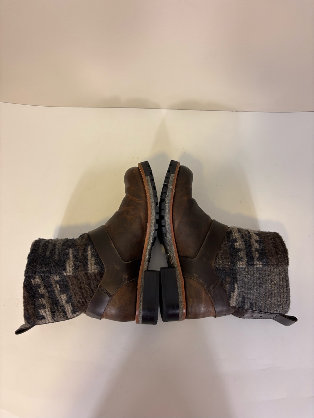 Woolrich Gray Wool Cuff Brown Leather Boots With Buckle Sides Women’s 6 View 5